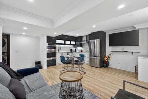 Photo 42 at 11 Froud Drive, Westbrook, Richmond Hill