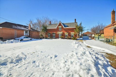 Photo 1 at 8 Arnold Avenue, Smythe, Toronto