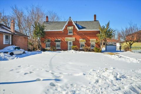 Photo 2 at 8 Arnold Avenue, Smythe, Toronto