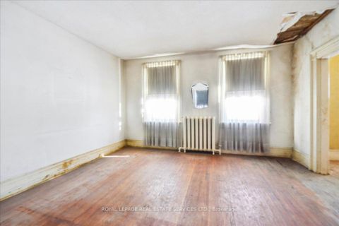 Photo 9 at 8 Arnold Avenue, Smythe, Toronto