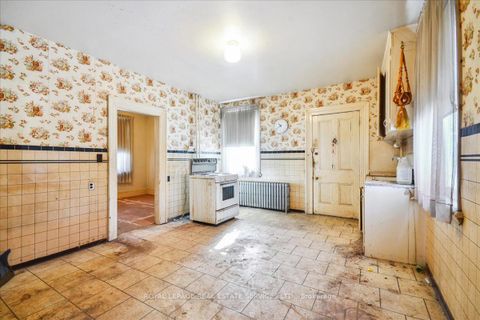 Photo 13 at 8 Arnold Avenue, Smythe, Toronto