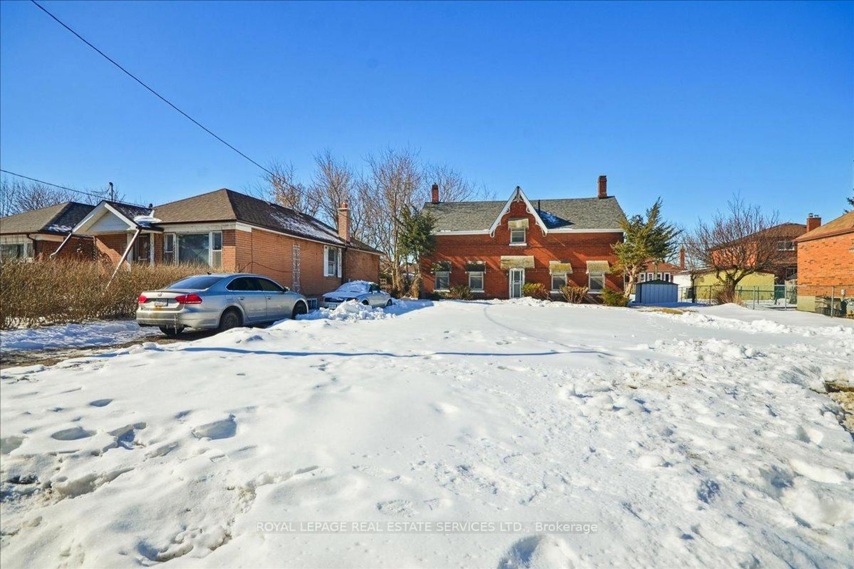 8 Arnold Avenue, Smythe, Toronto photo 7