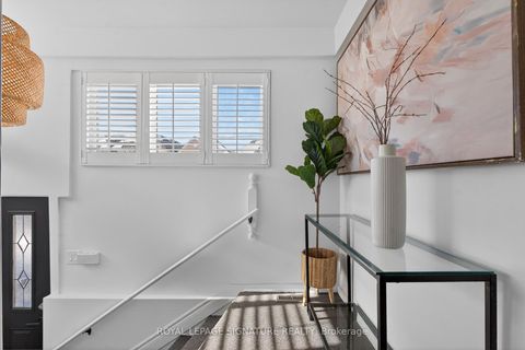 Photo 2 at 79 Pitt Avenue, Birchmount, Toronto