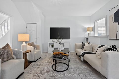 Photo 3 at 79 Pitt Avenue, Birchmount, Toronto