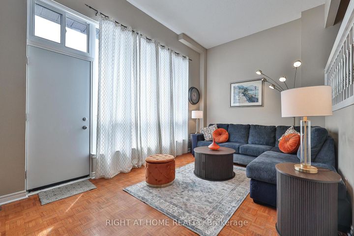 Photo 8 at 74 - 100 Darras Court, Southgate, Brampton