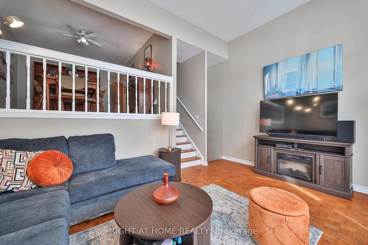 Photo 12 at 74 - 100 Darras Court, Southgate, Brampton