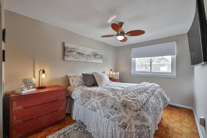 Photo 27 at 74 - 100 Darras Court, Southgate, Brampton