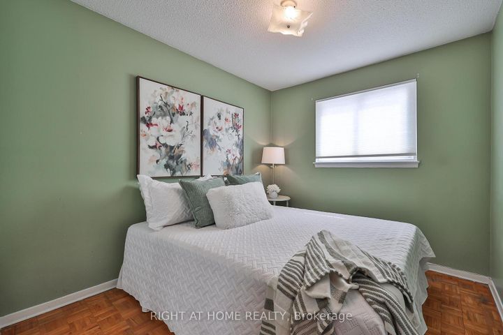 Photo 30 at 74 - 100 Darras Court, Southgate, Brampton