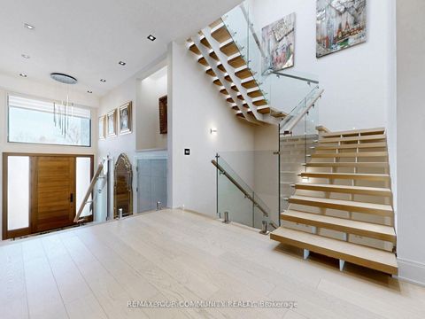 Photo 18 at 127 Elgin Mills Road W, Mill Pond, Richmond Hill