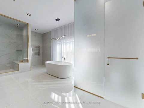 Photo 24 at 127 Elgin Mills Road W, Mill Pond, Richmond Hill