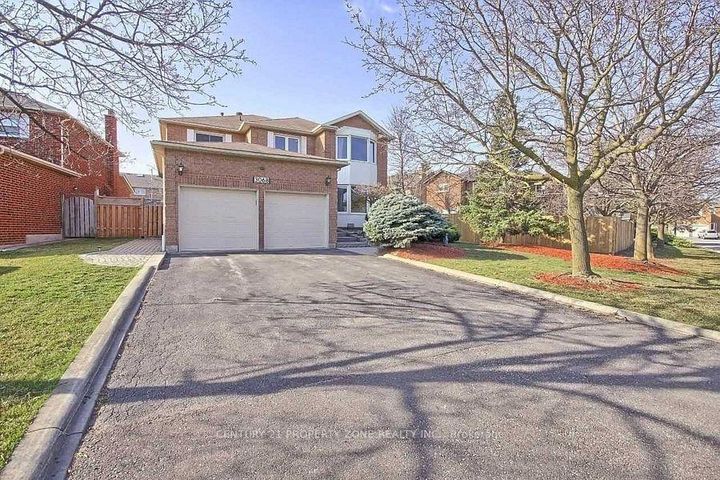Photo 0 at 3068 Prentiss Road, Erin Mills, Mississauga