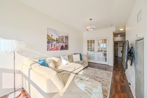 Photo 18 at 617 - 60 Fairfax Crescent, Birchmount, Toronto