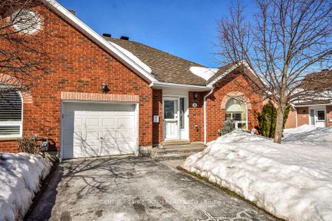 Photo 1 at 21 - 318 LITTLE Avenue, Painswick North, Barrie