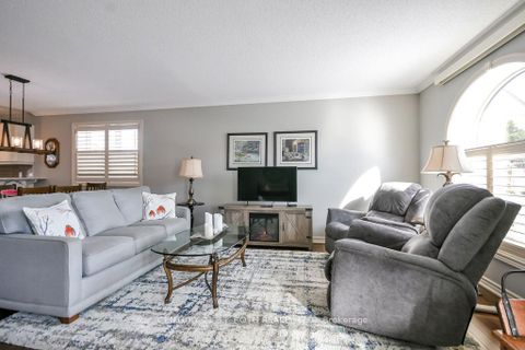 Photo 7 at 21 - 318 LITTLE Avenue, Painswick North, Barrie