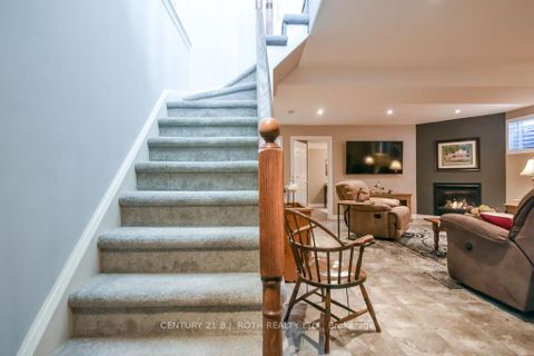 Photo 21 at 21 - 318 LITTLE Avenue, Painswick North, Barrie