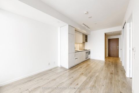 Photo 9 at 3207 - 1000 Portgage Parkway S, Vaughan Corporate Centre, Vaughan