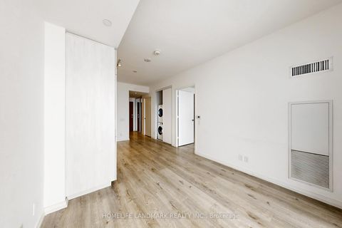 Photo 11 at 3207 - 1000 Portgage Parkway S, Vaughan Corporate Centre, Vaughan