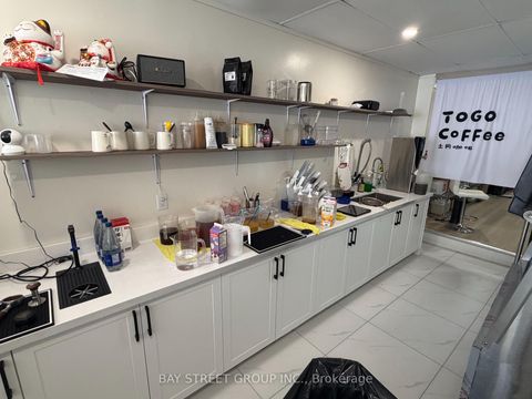 Photo 4 at 2095.5 Yonge Street, Mount Pleasant West, Toronto