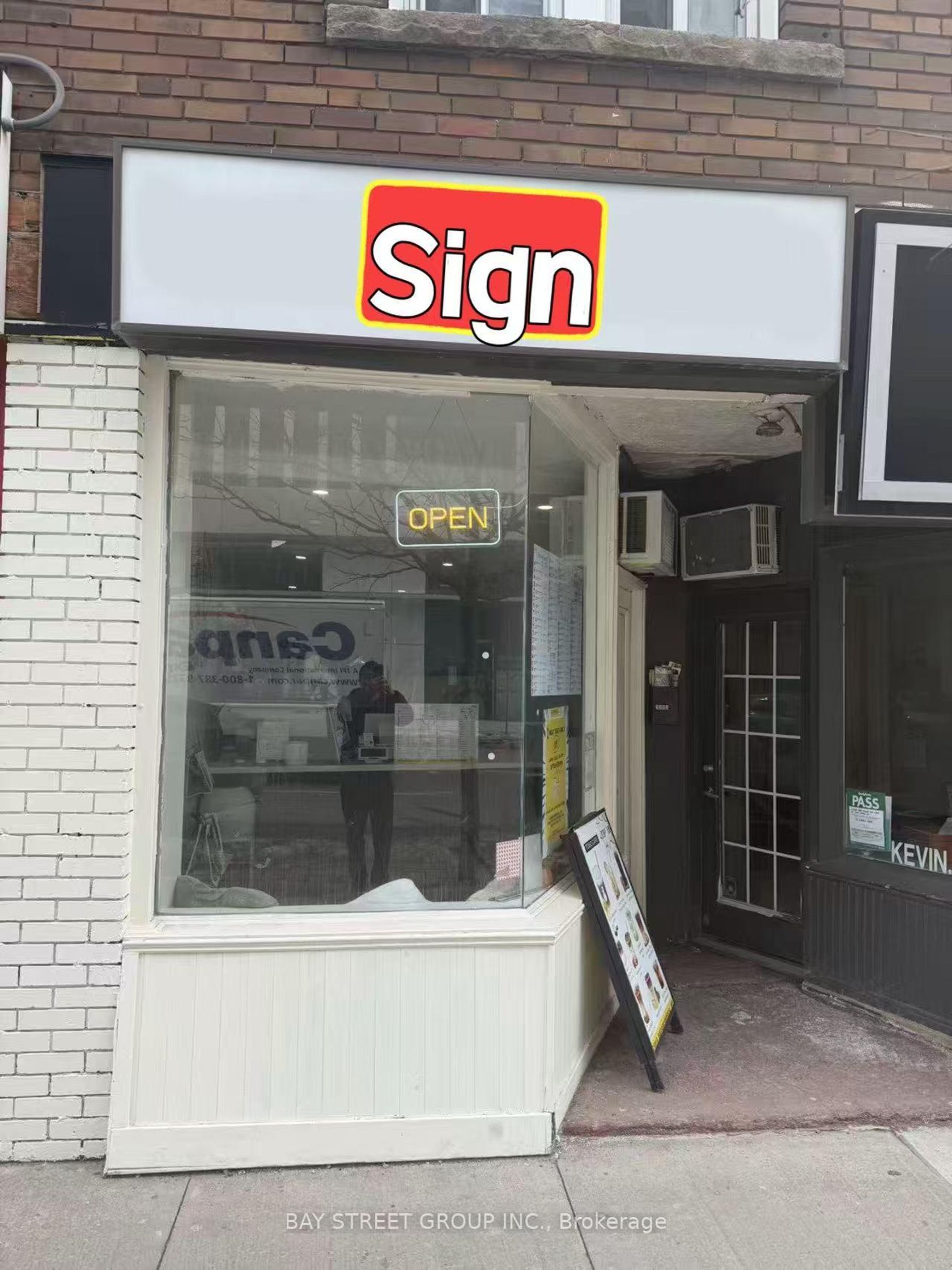 2095.5 Yonge Street, Mount Pleasant West, Toronto photo number 2