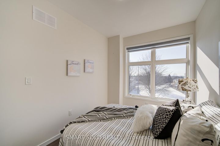 Photo 32 at 13 Armillo Place, Wismer, Markham