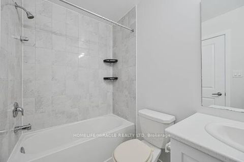 Photo 26 at 29 Turnberry Lane, Painswick South, Barrie