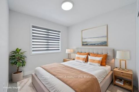 Photo 27 at 29 Turnberry Lane, Painswick South, Barrie