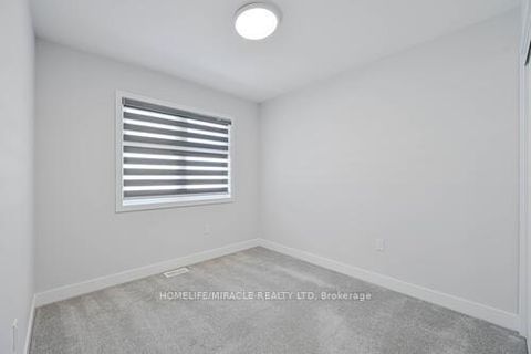 Photo 37 at 29 Turnberry Lane, Painswick South, Barrie