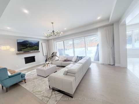 Photo 7 at 37 Wallace Merchant Court, Aurora Highlands, Aurora