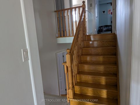 Photo 10 at 174 Andrew Park, West Woodbridge, Vaughan