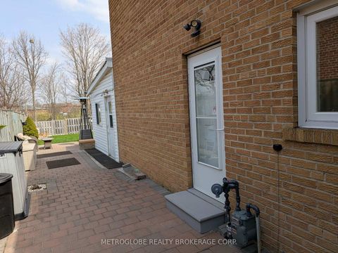 Photo 31 at 174 Andrew Park, West Woodbridge, Vaughan
