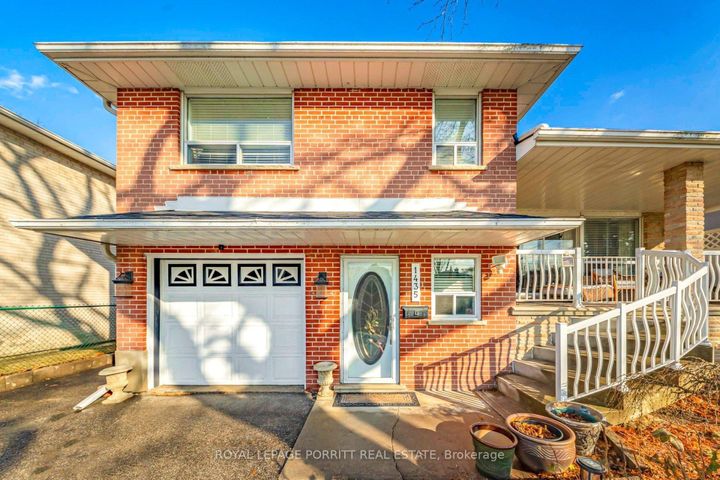 Photo 1 at 1435 Strathy Avenue, Lakeview, Mississauga