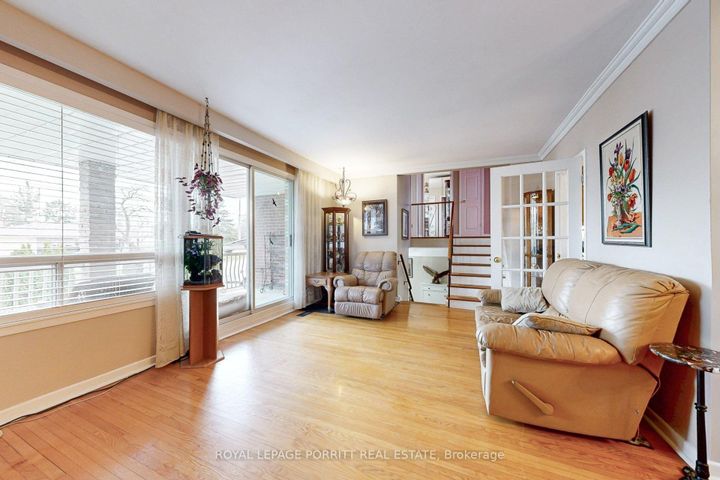 Photo 10 at 1435 Strathy Avenue, Lakeview, Mississauga