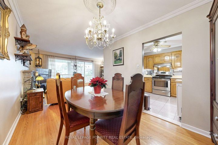 Photo 12 at 1435 Strathy Avenue, Lakeview, Mississauga