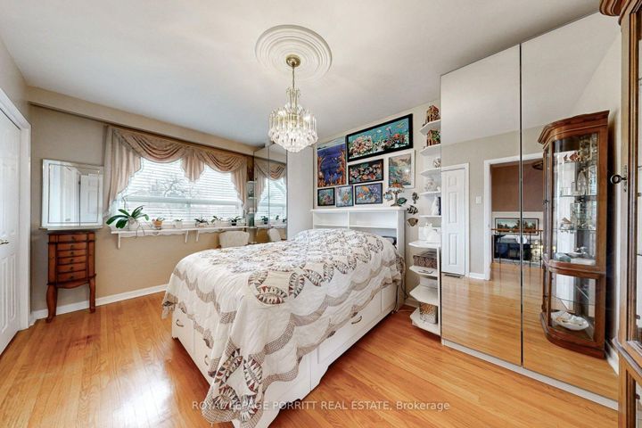 Photo 18 at 1435 Strathy Avenue, Lakeview, Mississauga