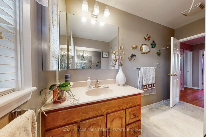 Photo 23 at 1435 Strathy Avenue, Lakeview, Mississauga