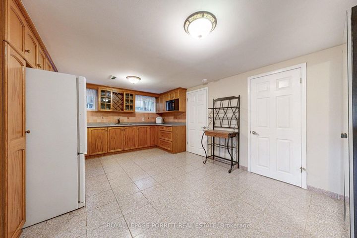 Photo 28 at 1435 Strathy Avenue, Lakeview, Mississauga