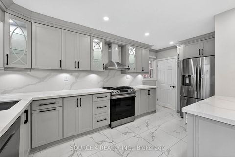 Photo 10 at 243 Malaga Road, Lakeview, Oshawa