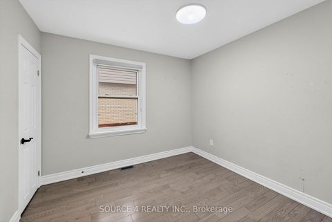 Photo 16 at 243 Malaga Road, Lakeview, Oshawa