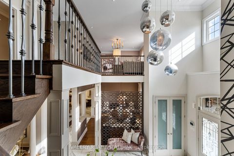 Photo 22 at 211 Grand Vellore Crescent, Vellore Village, Vaughan