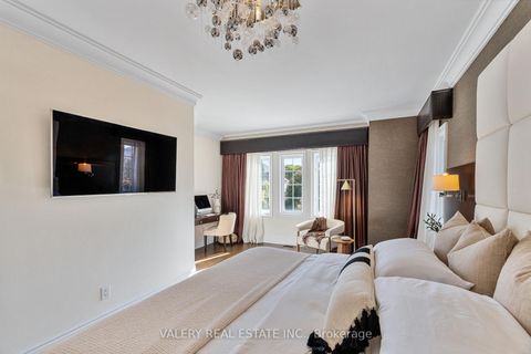 Photo 27 at 211 Grand Vellore Crescent, Vellore Village, Vaughan