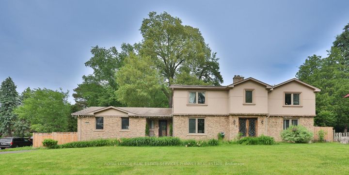 Photo 0 at 386 Pinetree Way, Mineola, Mississauga