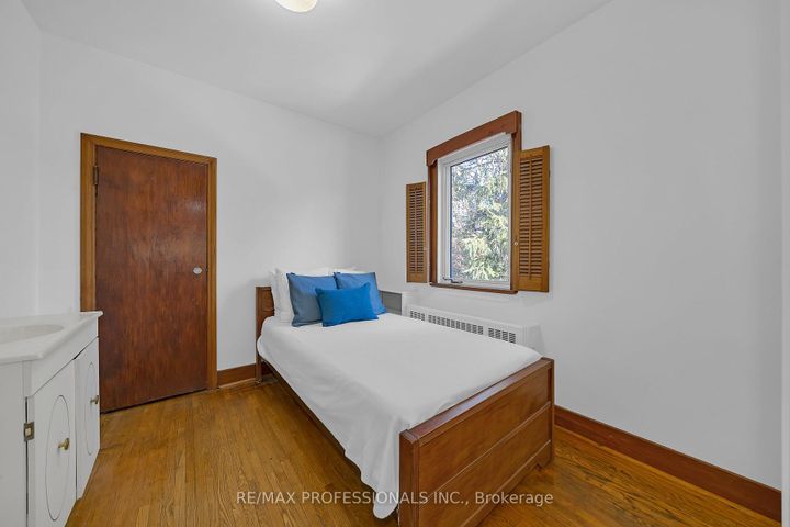 Photo 25 at 29 Tremont Road, City Centre West, Toronto