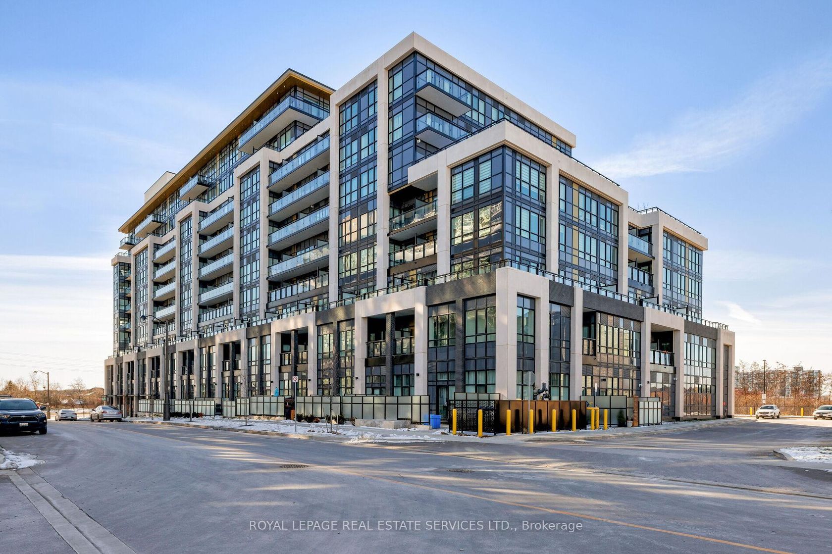 424 - 405 Dundas Street W, GO Glenorchy, Oakville 