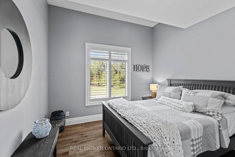 Photo 25 at 49 Sydenham Trail W, Rural Clearview, Clearview