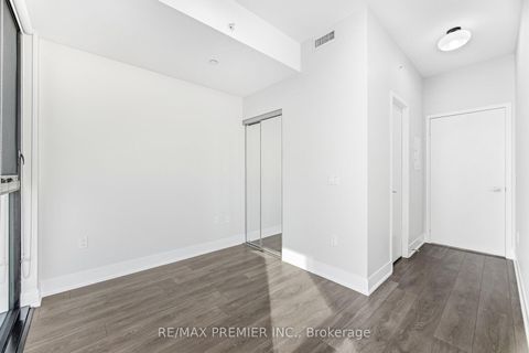 Photo 15 at 3408 - 2916 Highway 7, Concord, Vaughan