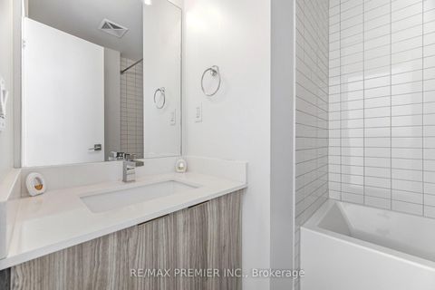 Photo 16 at 3408 - 2916 Highway 7, Concord, Vaughan