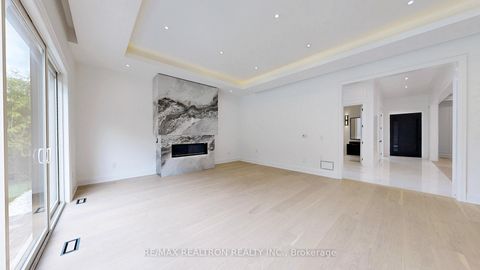 Photo 7 at 32 Cossar Drive, Aurora Highlands, Aurora