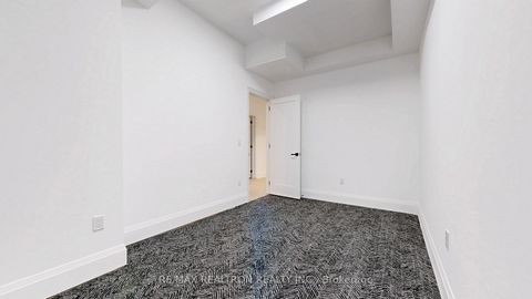 Photo 20 at 32 Cossar Drive, Aurora Highlands, Aurora