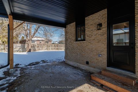 Photo 8 at 255 Valleyfield Crescent, Stayner, Clearview