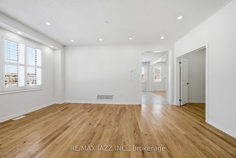 Photo 3 at 123 Woolacott Lane, Bowmanville, Clarington